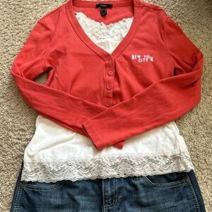 Forever 21 Red New York City Cropped Button Up Top